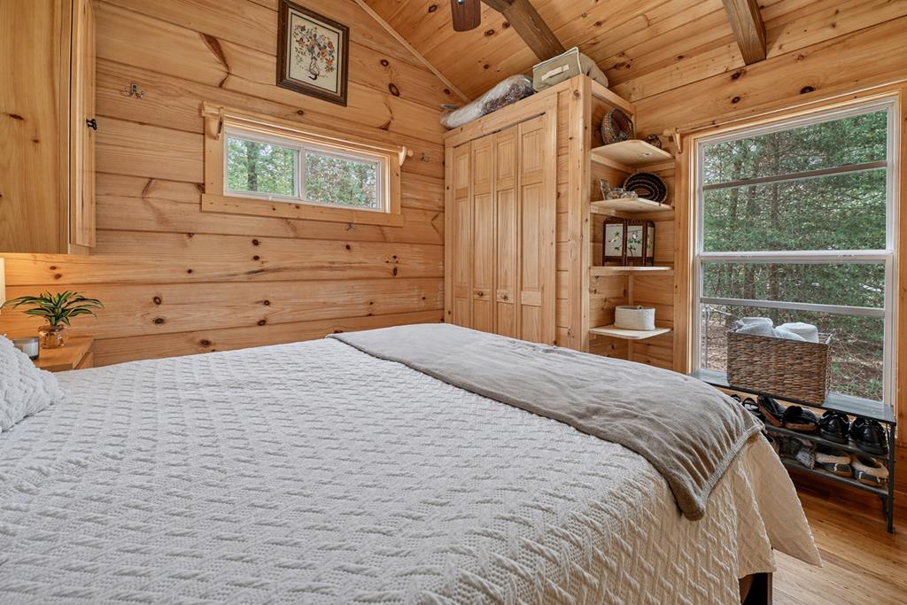 429366 Morganton Residential