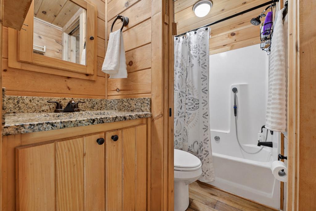 429366 Morganton Residential