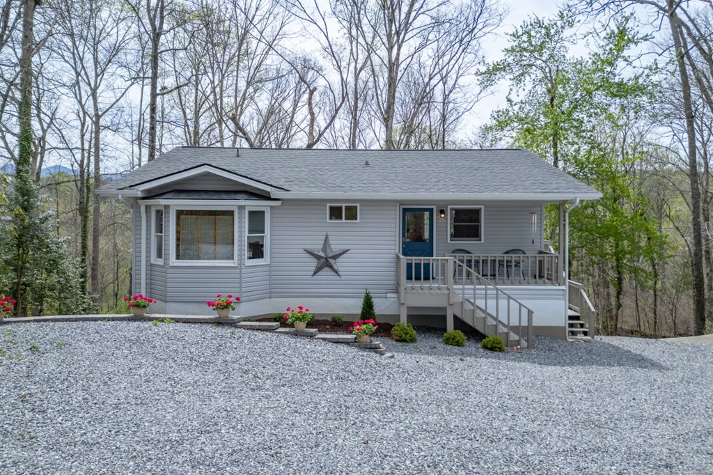 429369 Young Harris Residential