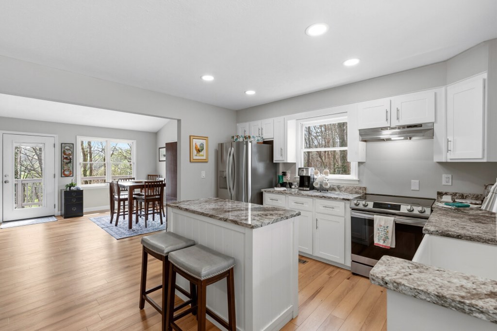 429369 Young Harris Residential