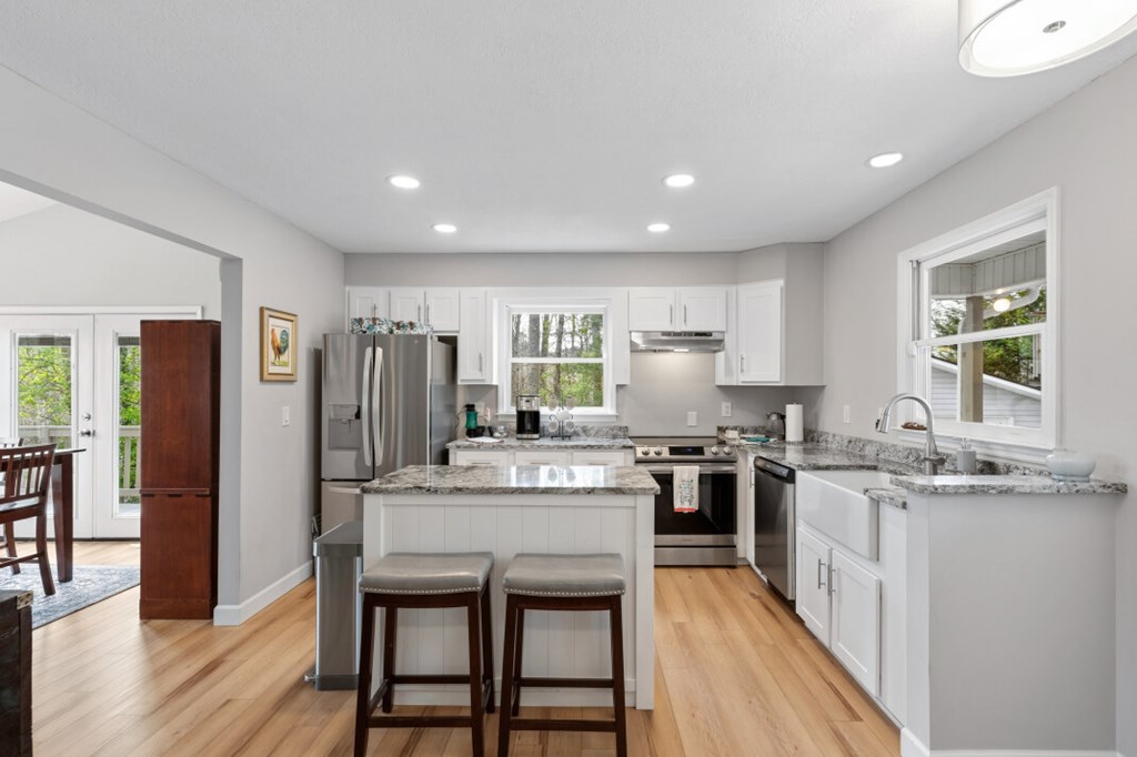 429369 Young Harris Residential