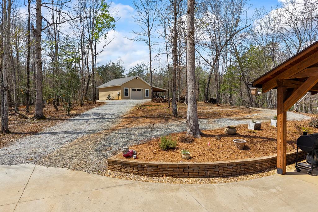 429372 Clarkesville Residential