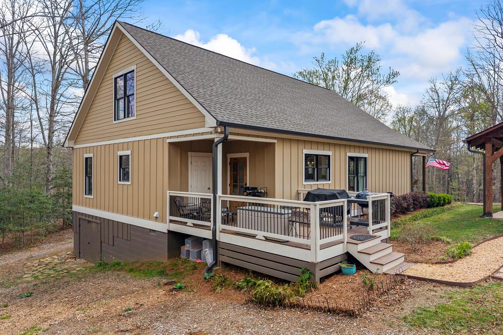 429372 Clarkesville Residential