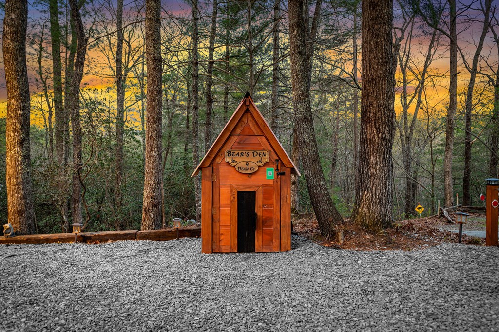 429373 Blue Ridge Residential