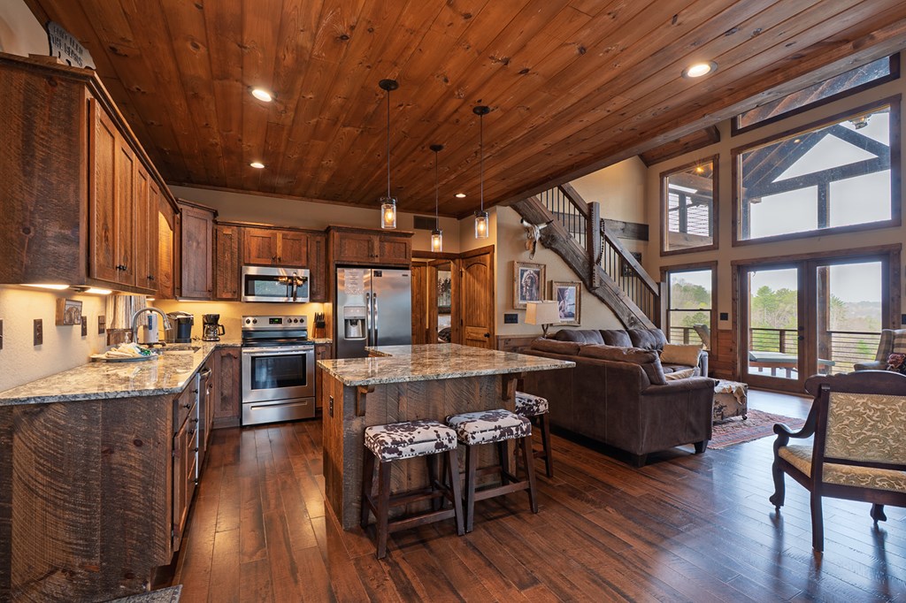429375 Ellijay Residential