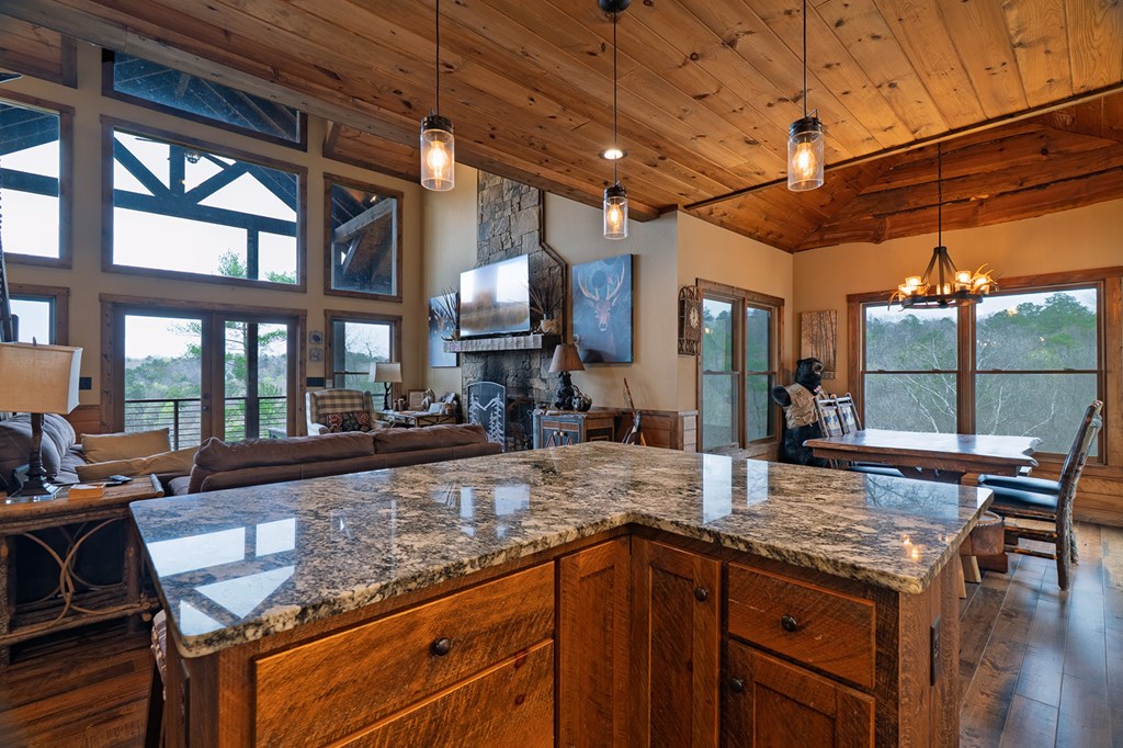 429375 Ellijay Residential