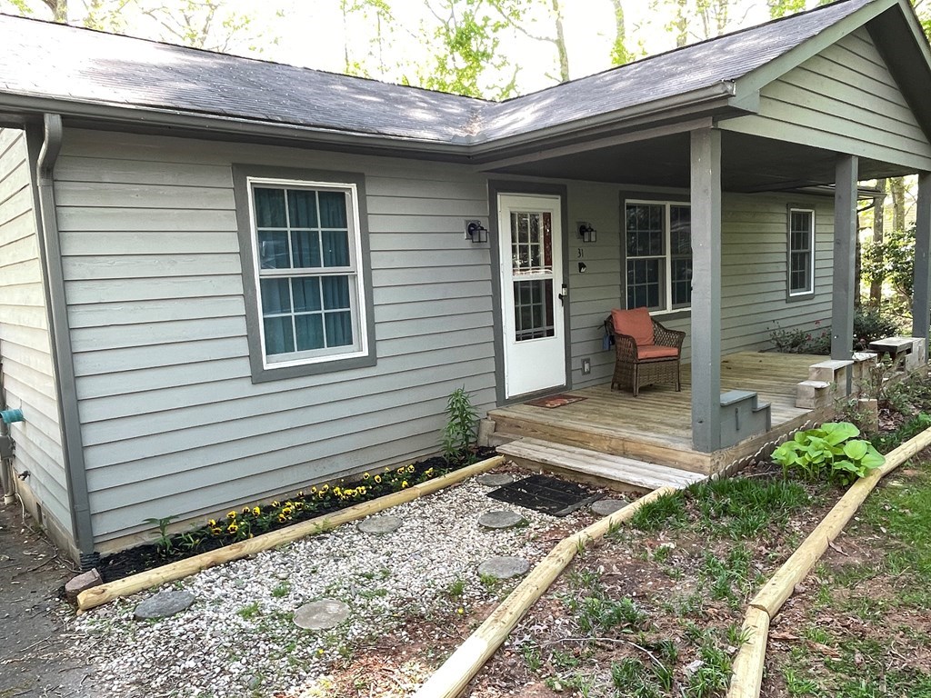 429386 Hayesville Residential