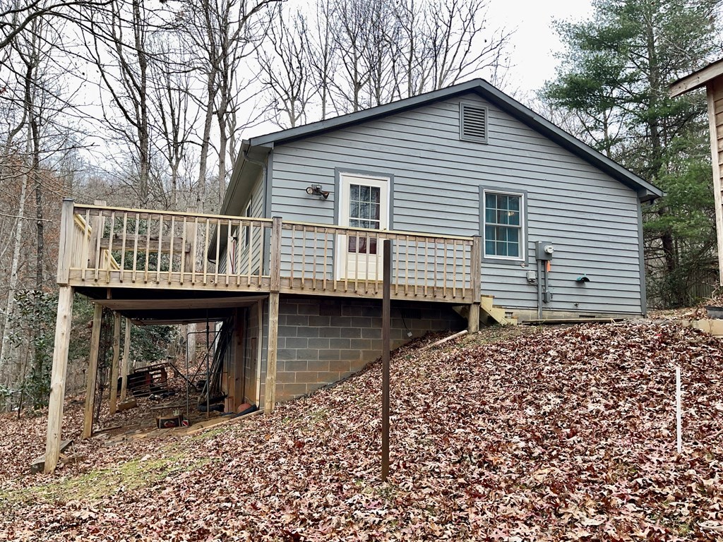 429386 Hayesville Residential