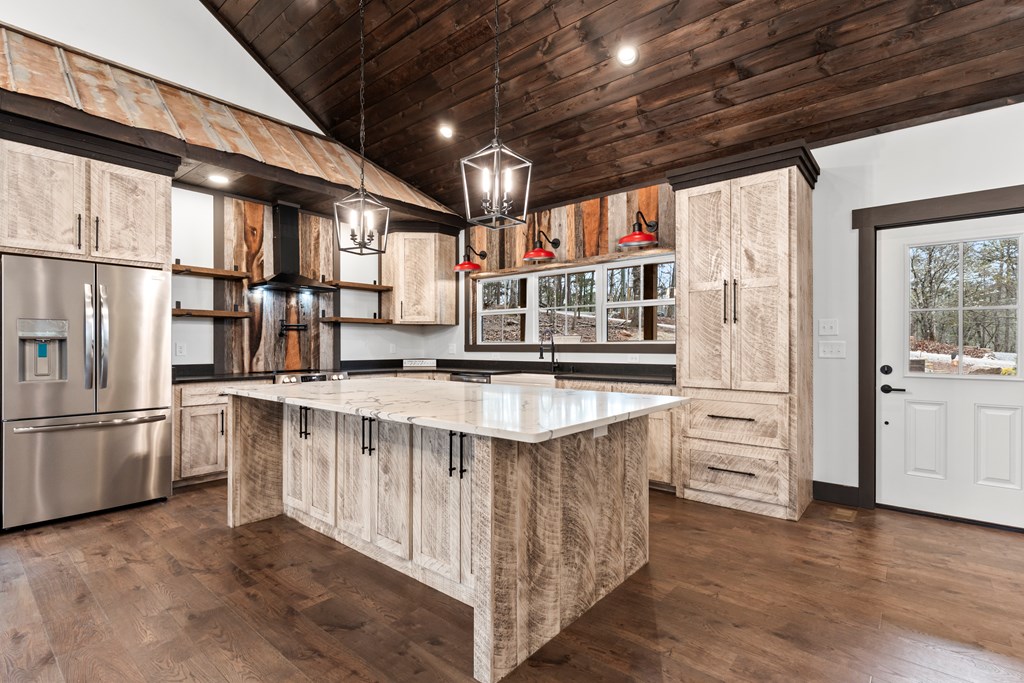 429387 Ellijay Residential