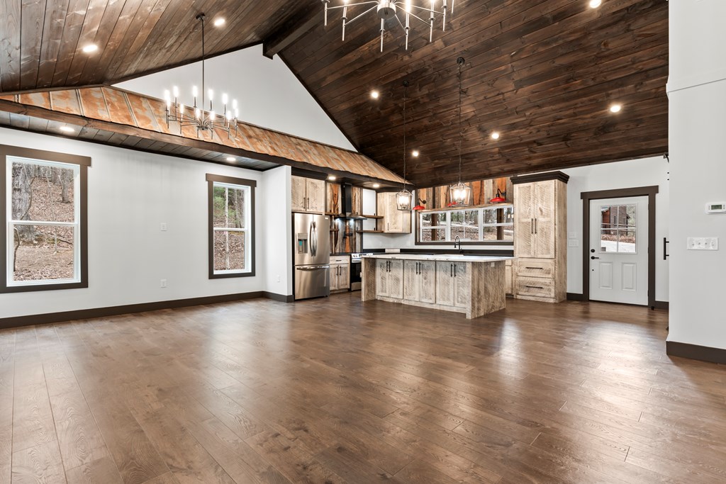 429387 Ellijay Residential