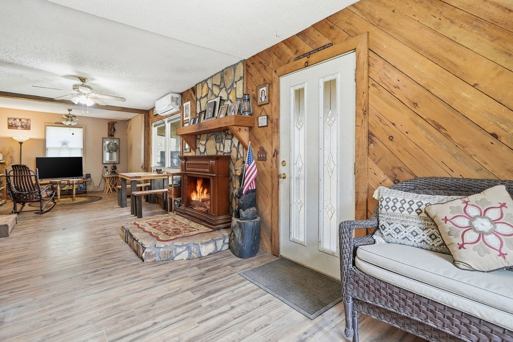 429389 Ellijay Residential