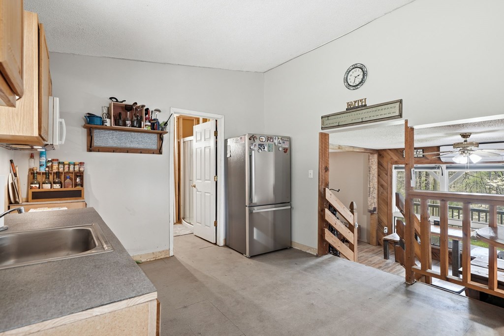 429389 Ellijay Residential