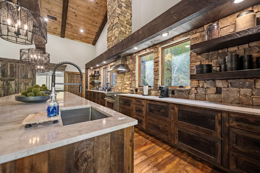 429390 Epworth Residential