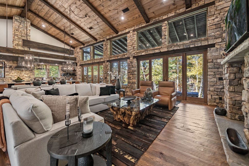 429390 Epworth Residential