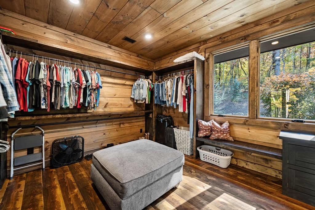 429390 Epworth Residential