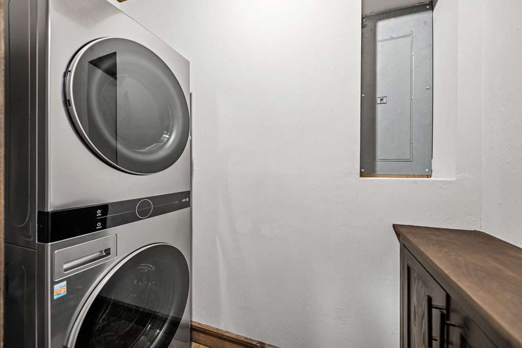 429390 Epworth Residential