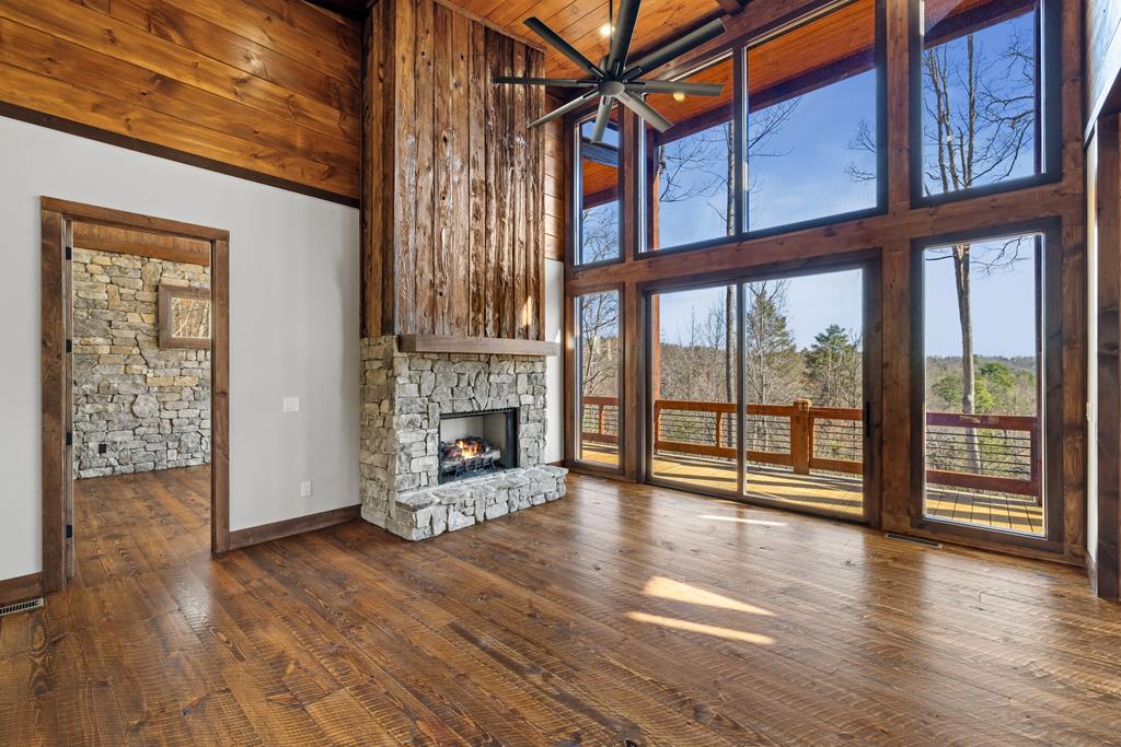 429391 Blue Ridge Residential