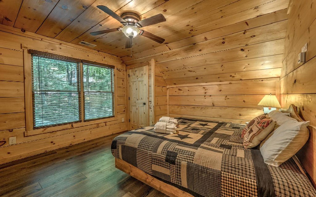 429393 Ellijay Residential