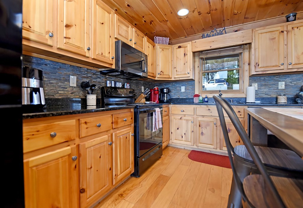 429397 Morganton Residential