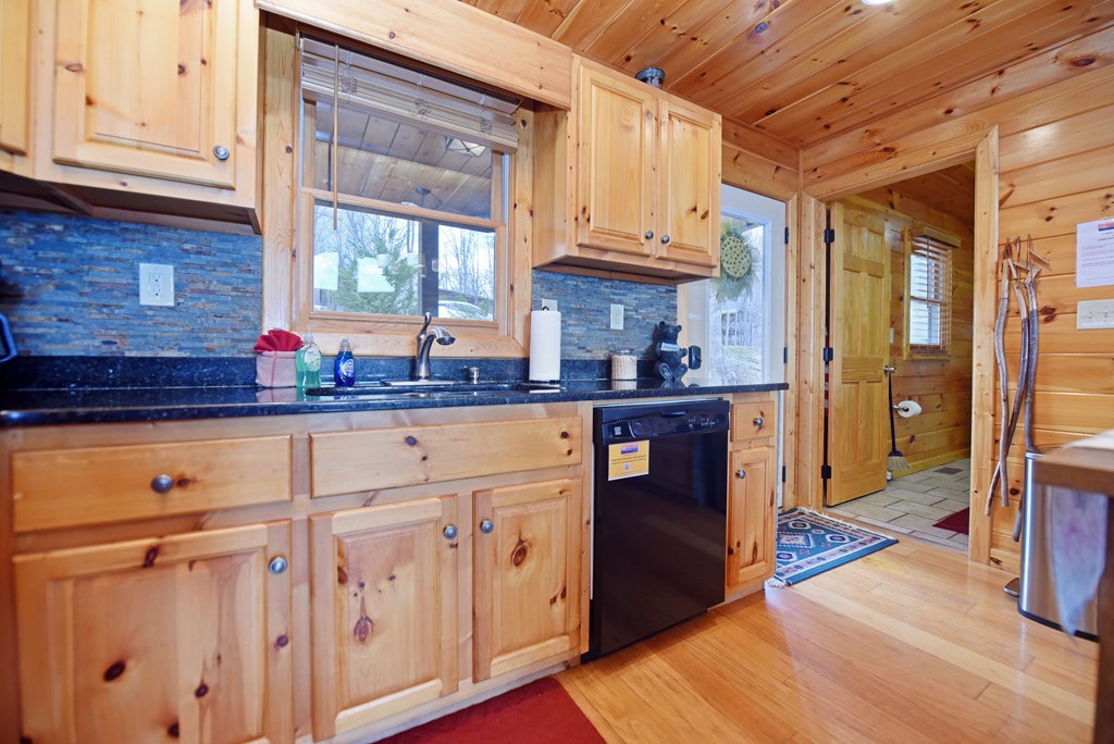 429397 Morganton Residential