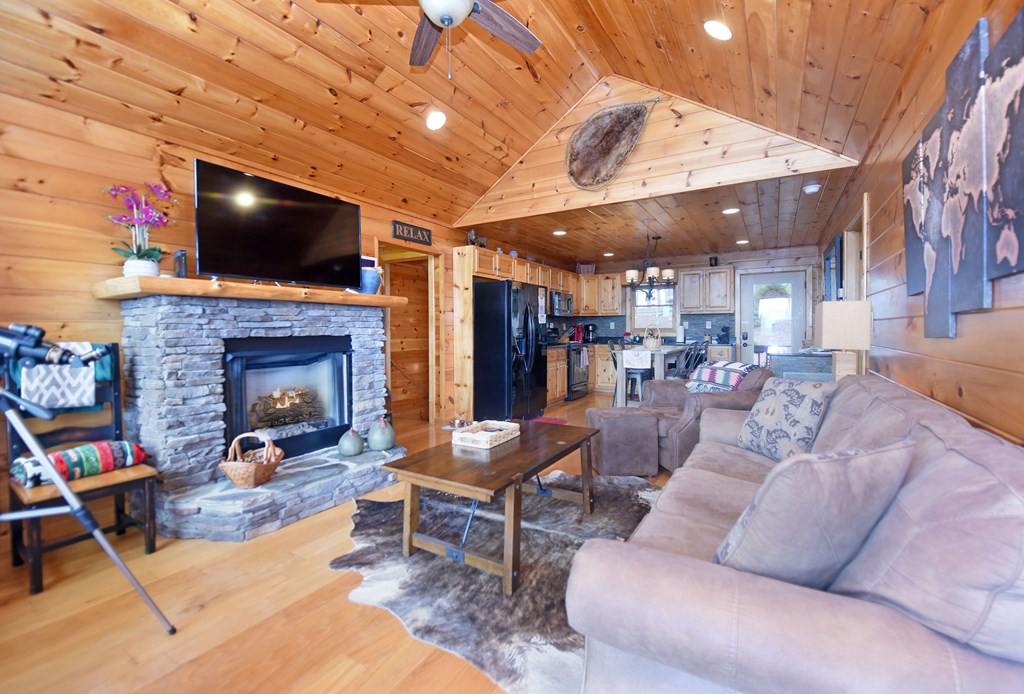 429397 Morganton Residential