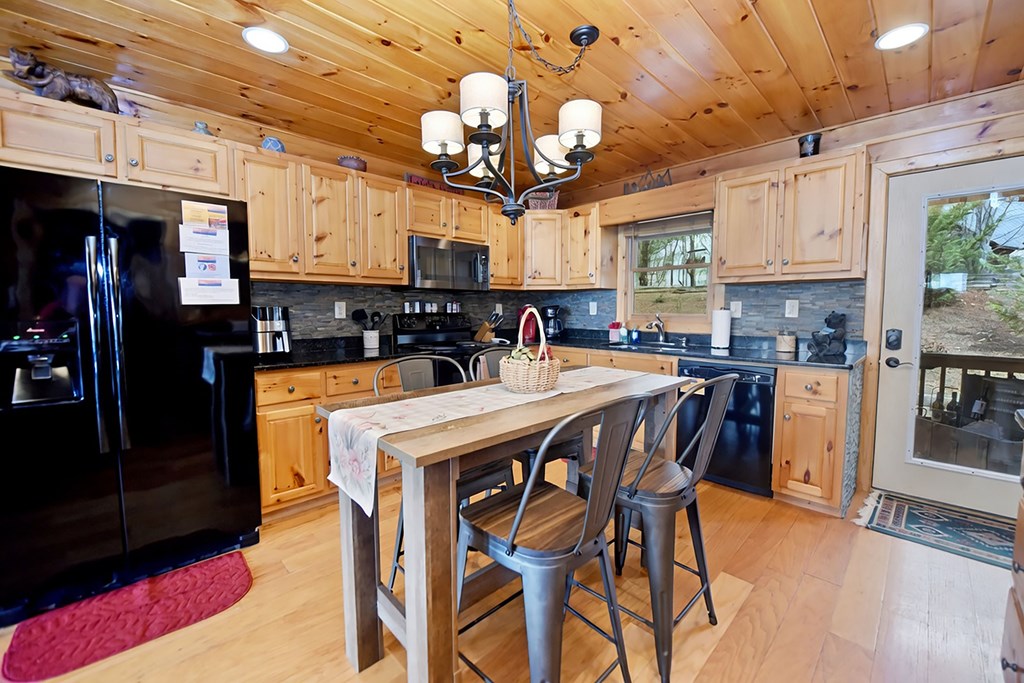 429397 Morganton Residential