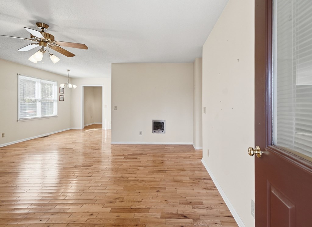 429398 Young Harris Residential