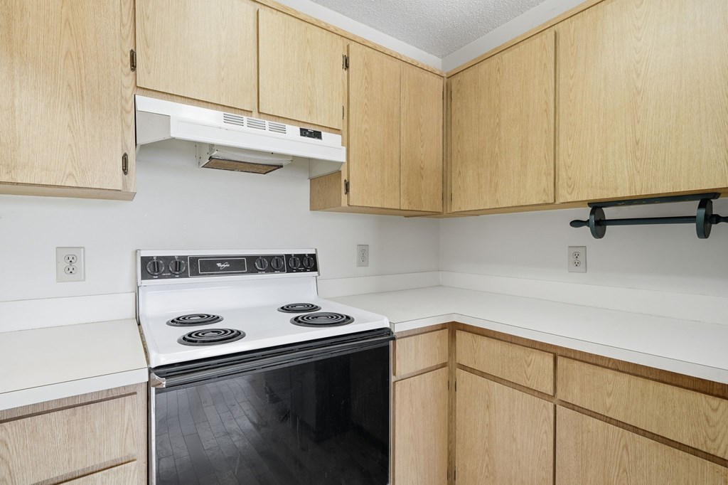 429398 Young Harris Residential