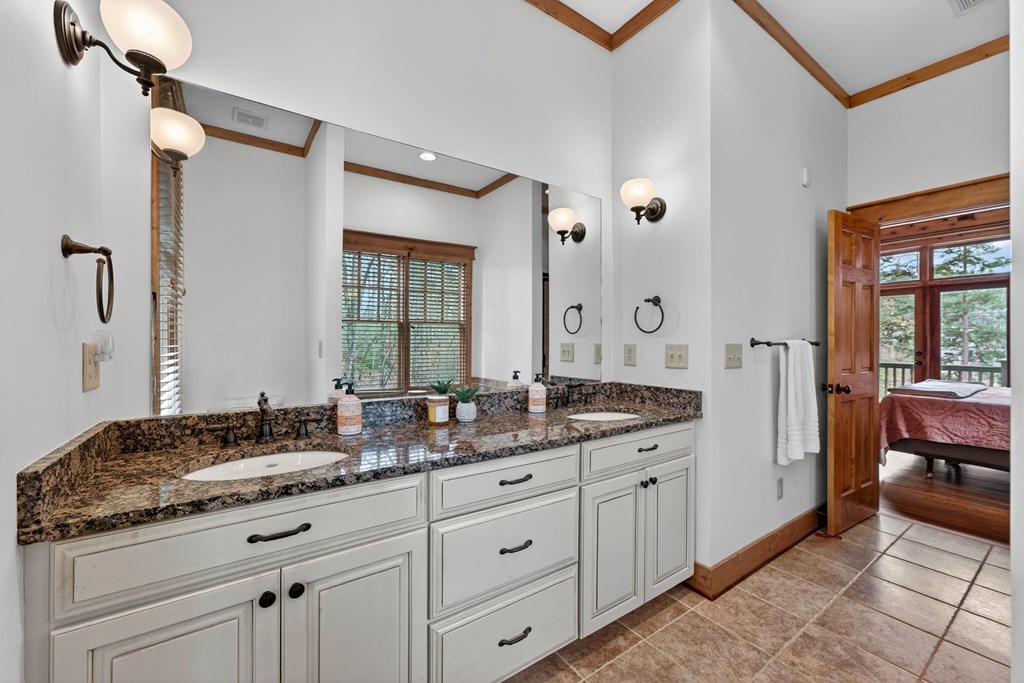 429399 Blue Ridge Residential