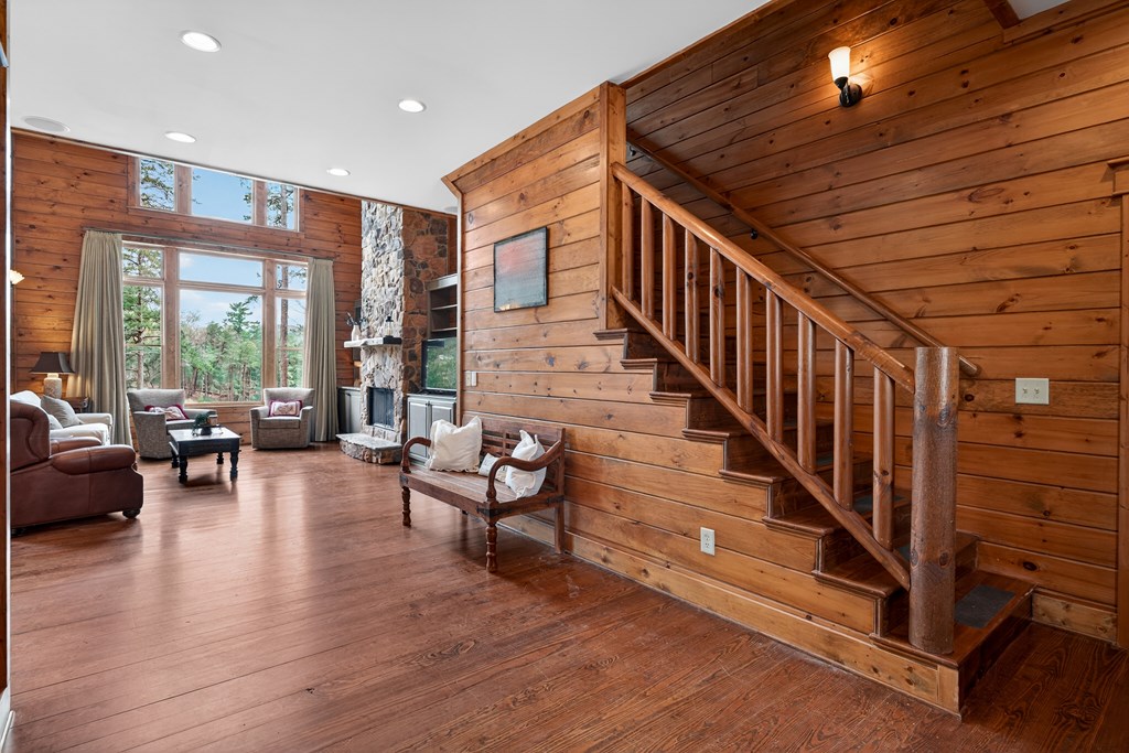 429399 Blue Ridge Residential