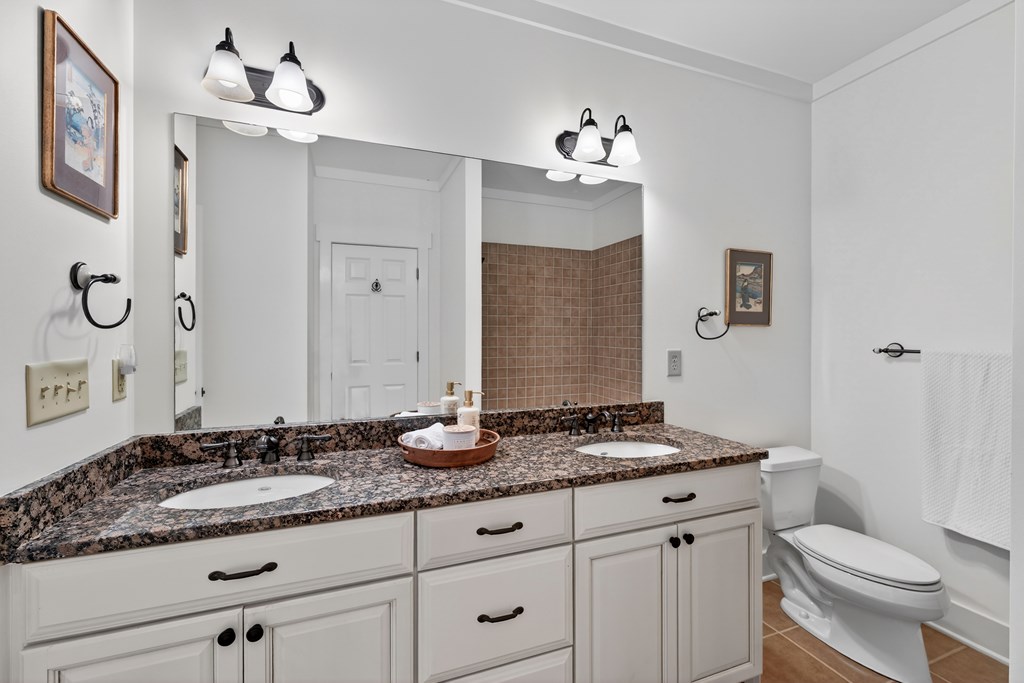 429399 Blue Ridge Residential