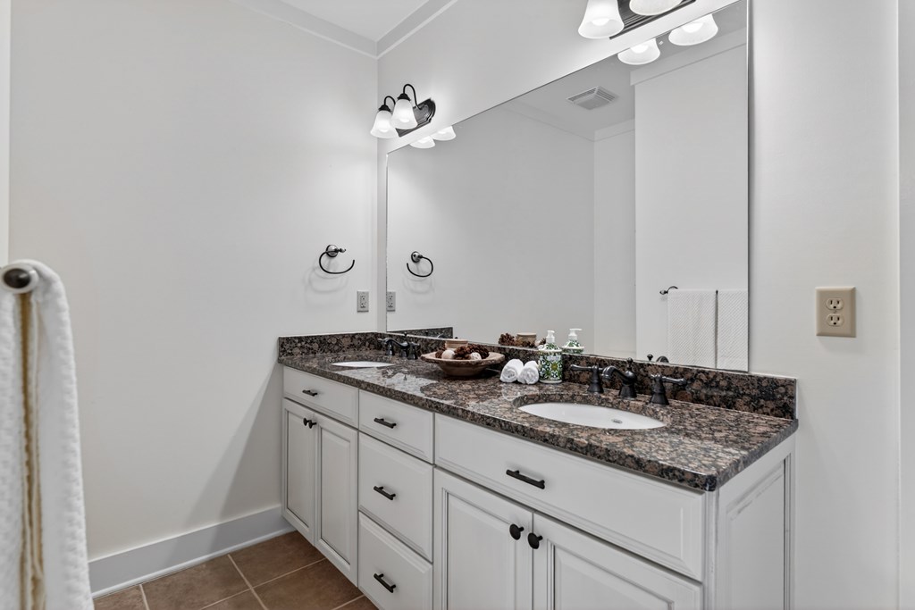 429399 Blue Ridge Residential