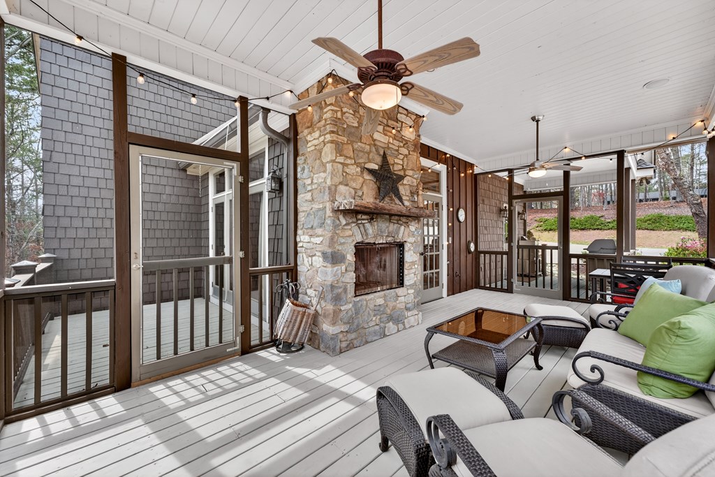 429399 Blue Ridge Residential