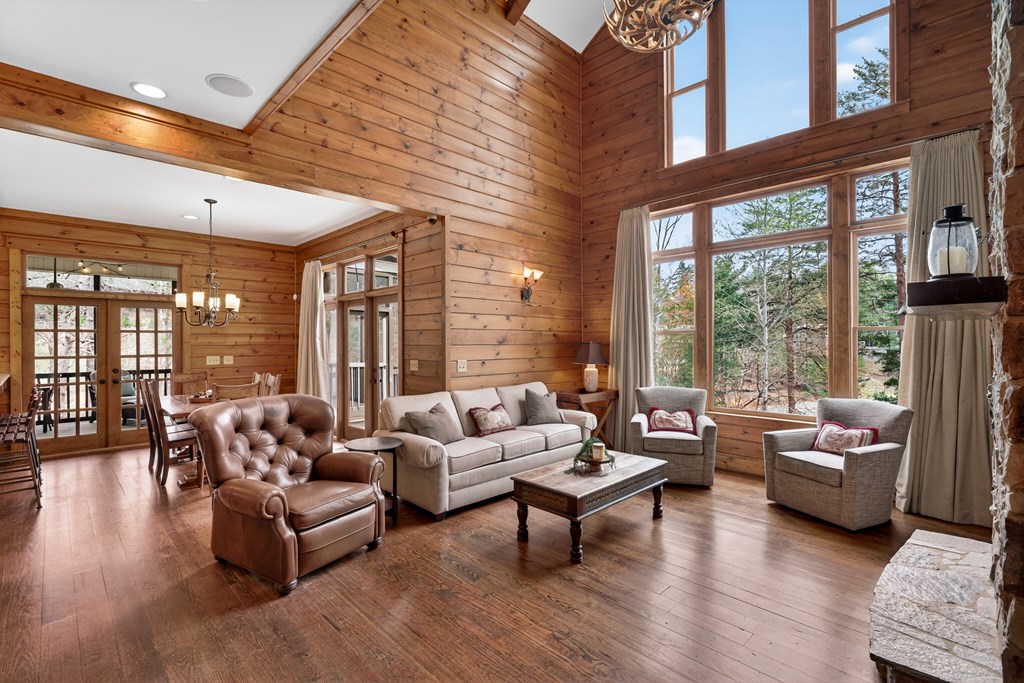 429399 Blue Ridge Residential