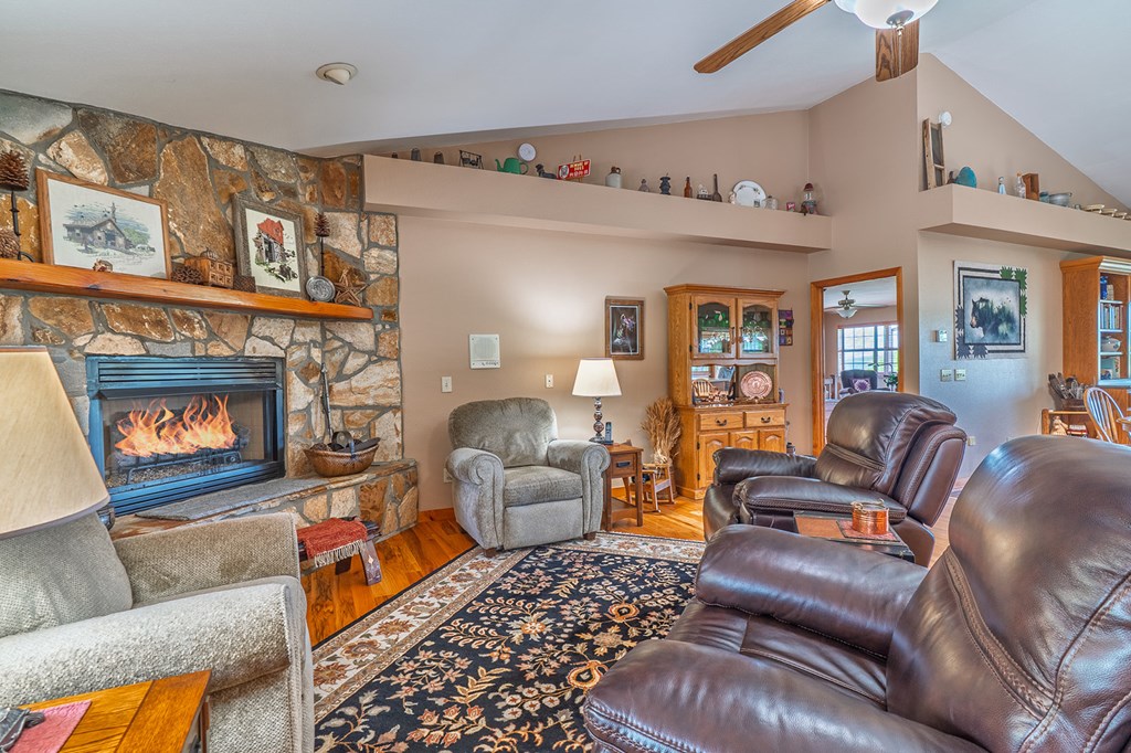 429400 Copperhill Residential