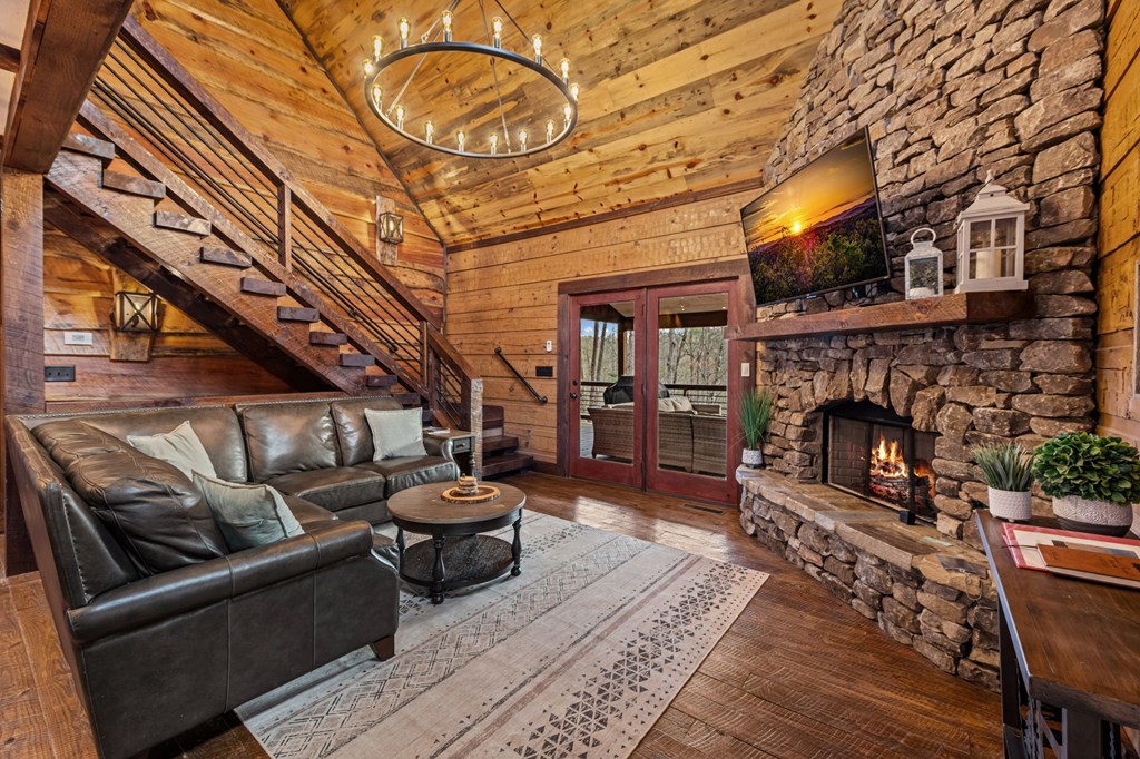 429401 Blue Ridge Residential