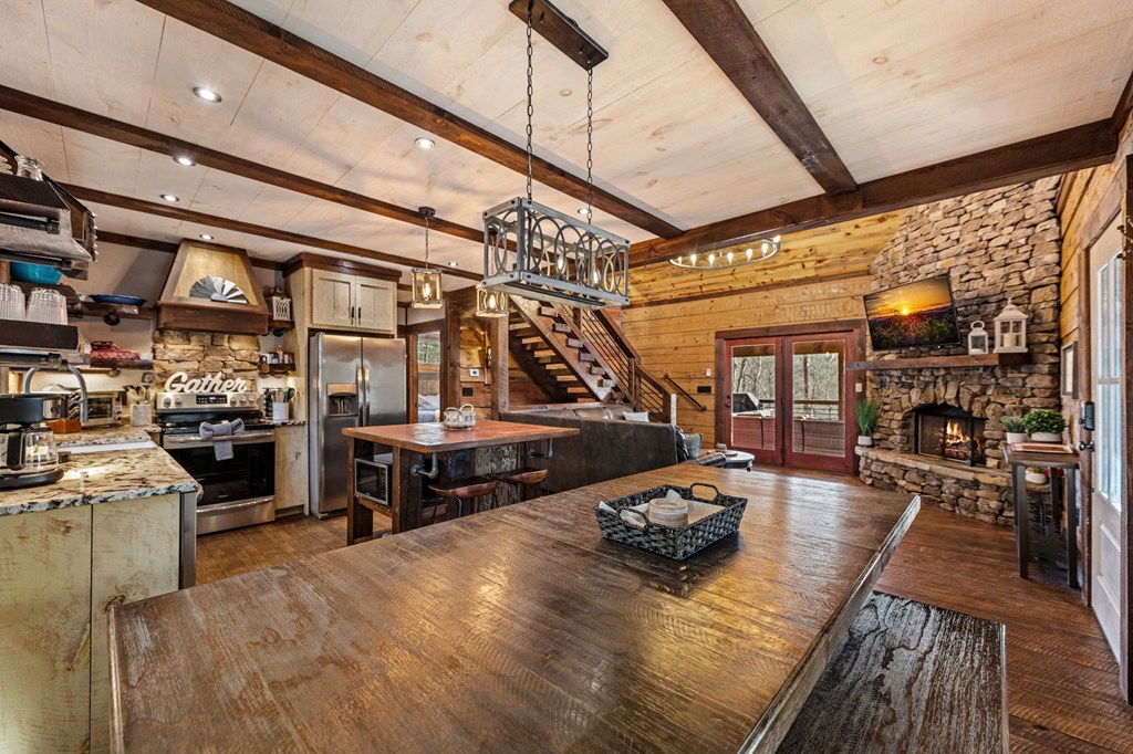 429401 Blue Ridge Residential