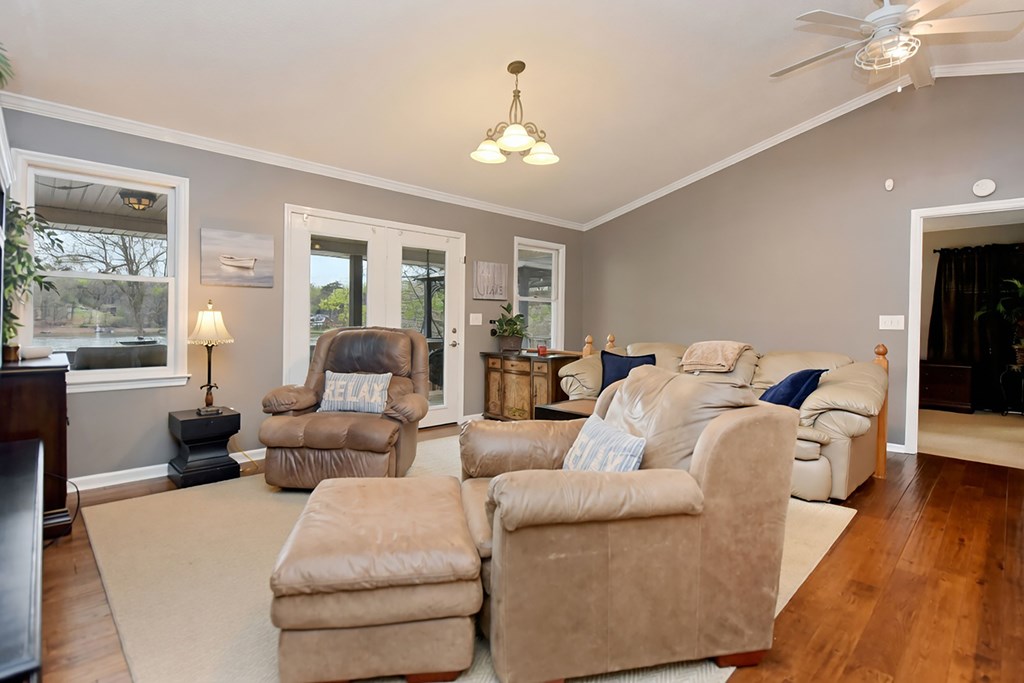 429402 Blairsville Residential