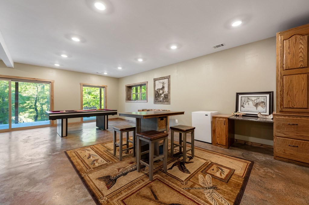 429403 Blue Ridge Residential