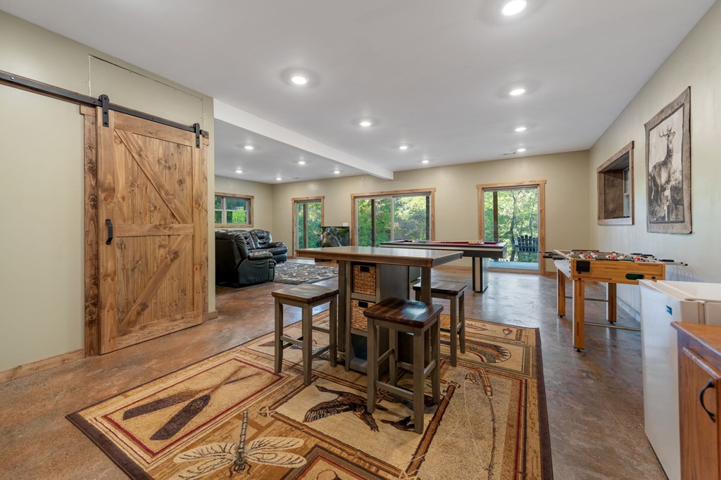 429403 Blue Ridge Residential