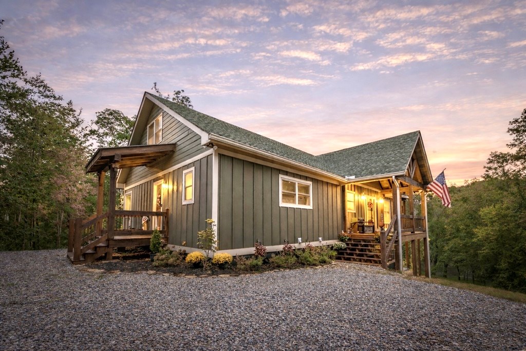 429403 Blue Ridge Residential