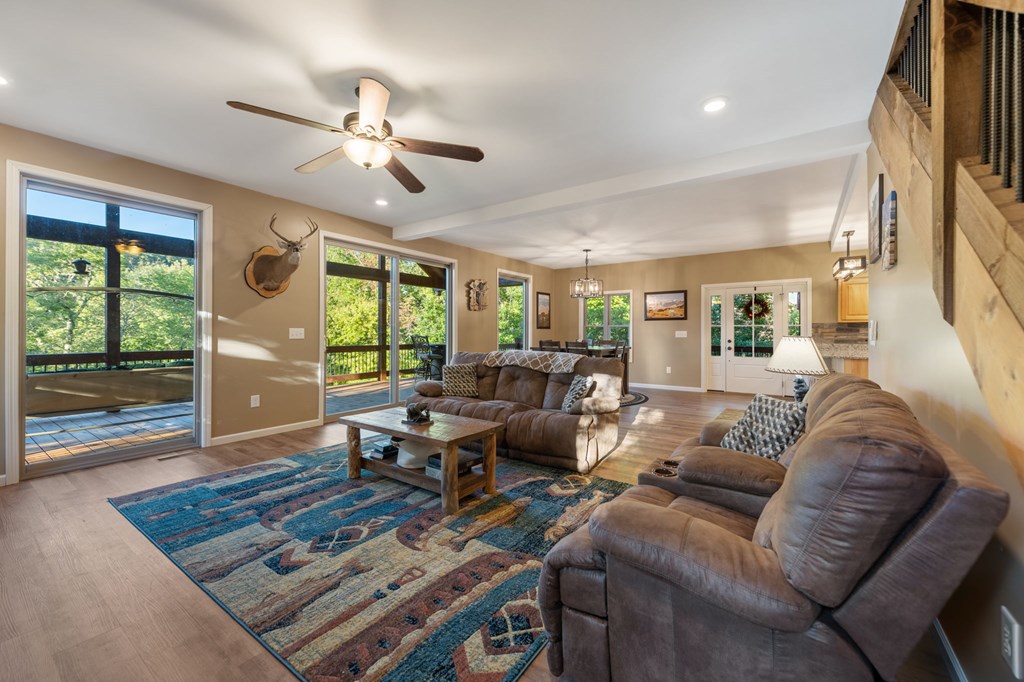 429403 Blue Ridge Residential