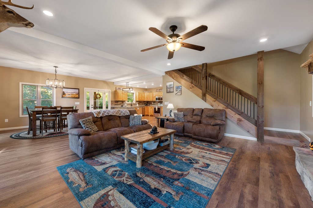 429403 Blue Ridge Residential