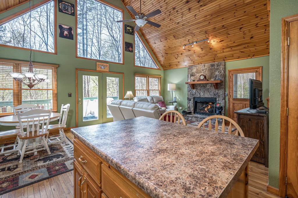 429405 Murphy Residential