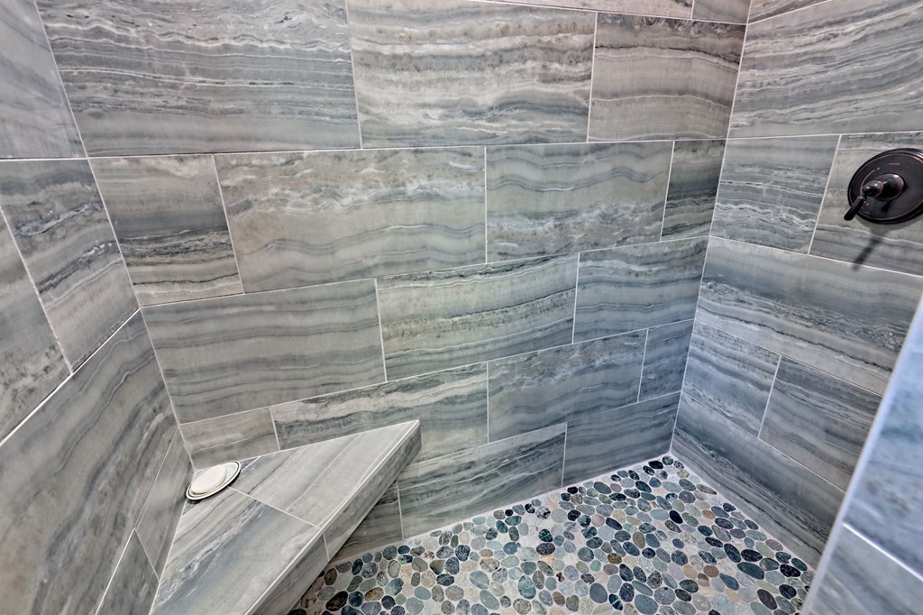 429410 Hayesville Residential