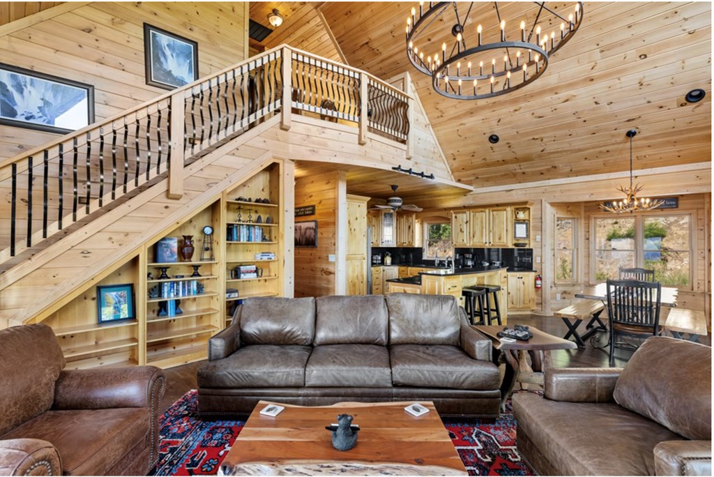 429416 Mineral Bluff Residential