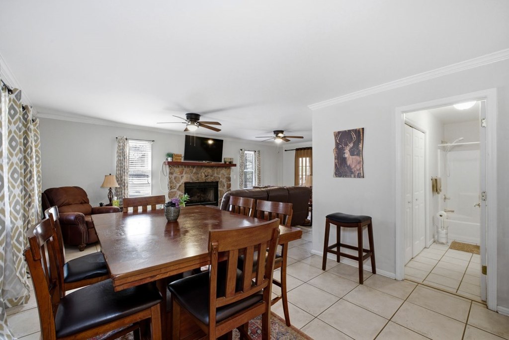 429419 Cleveland Residential