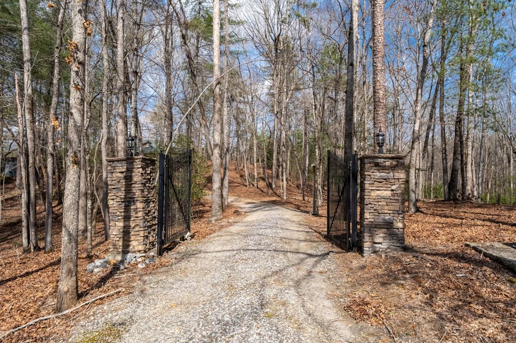 429419 Cleveland Residential