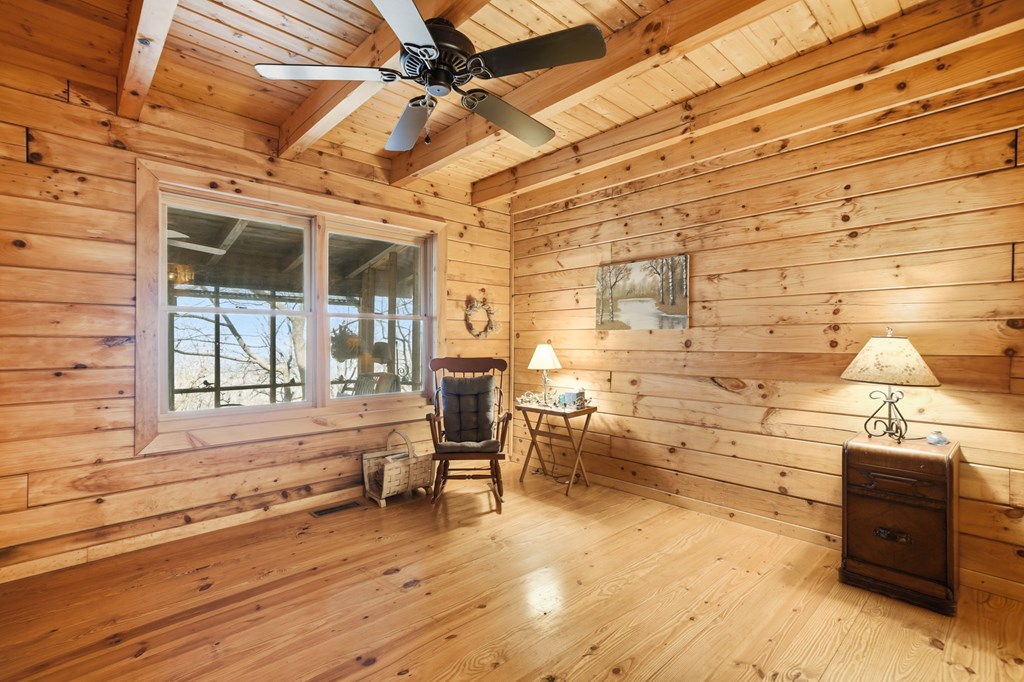 429423 Ellijay Residential