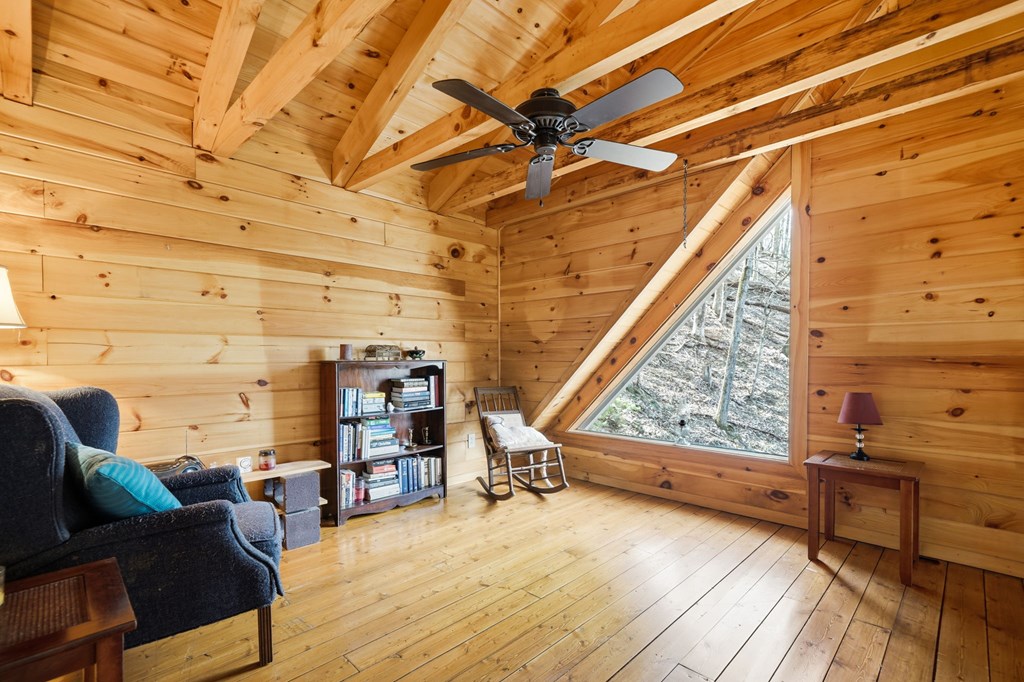 429423 Ellijay Residential